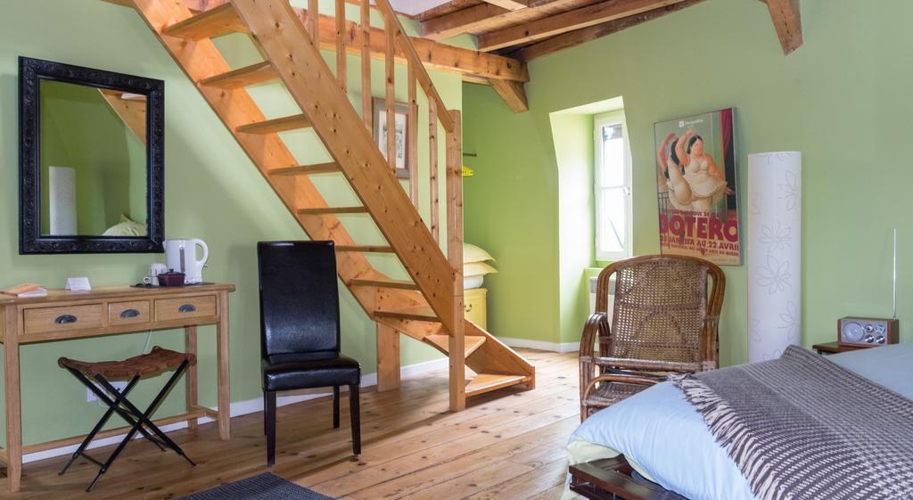 Bed and Breakfast Les Petites Vosges à Bagnères-de-Bigorre Chambre photo