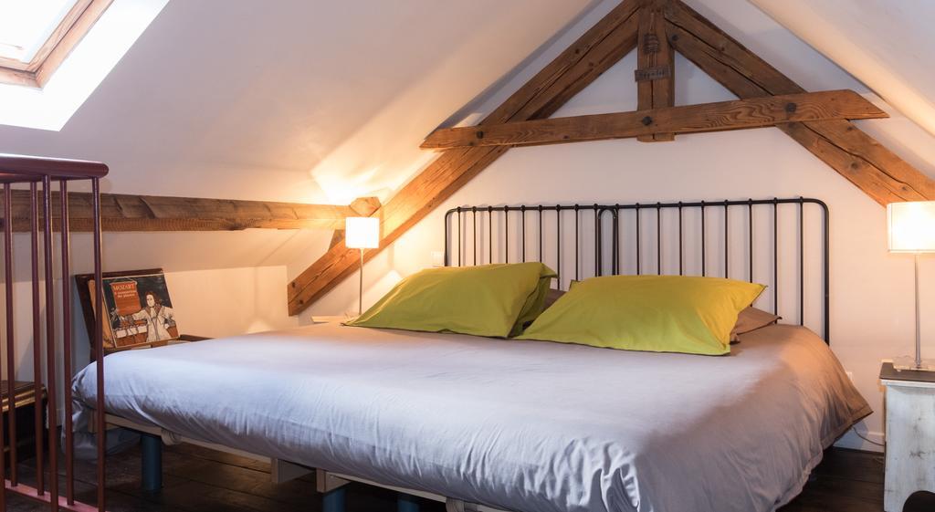 Bed and Breakfast Les Petites Vosges à Bagnères-de-Bigorre Chambre photo